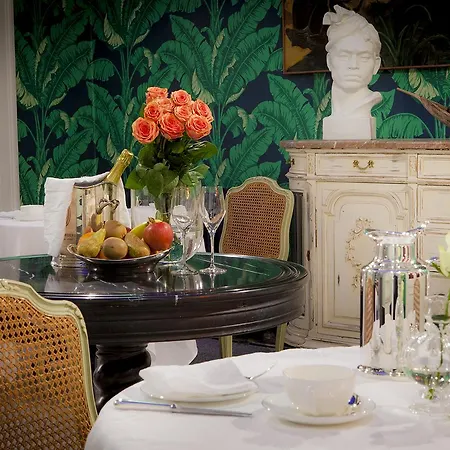 Cabosse, Boutique Palace & 4*